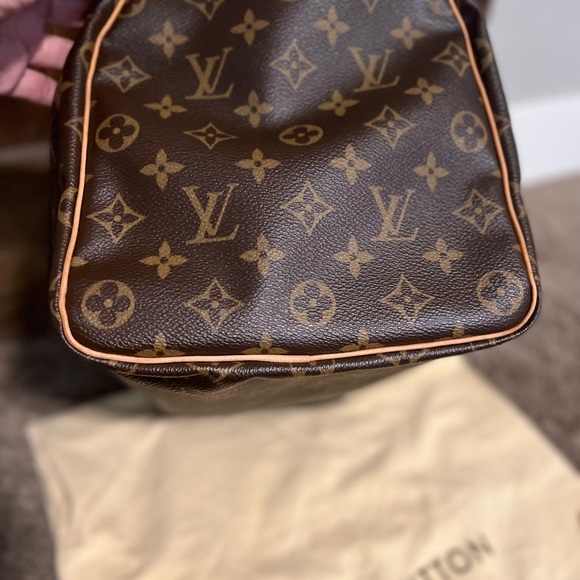 🔥SOLD: AUTHENTIC LV SPEEDY 40🔥 - Picture 6 of 15